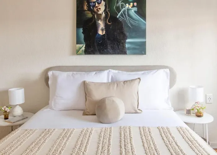 Beautiful Curated And Designed Flat In Polanco
